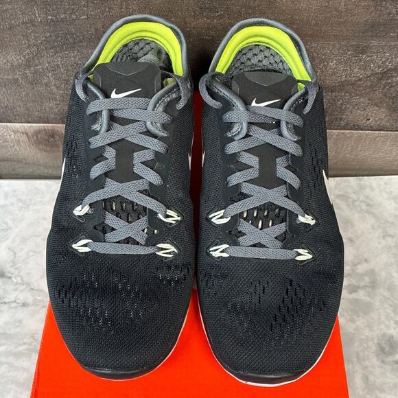 Nike Women's 5.5 Black Free Tr 5 Breathe Running Shoes Athletic Workout LB3-10 - Picture 2 of 6